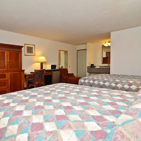 Econo Hospedaje Inn&Suites Madras Chateau Inn Habitación foto
